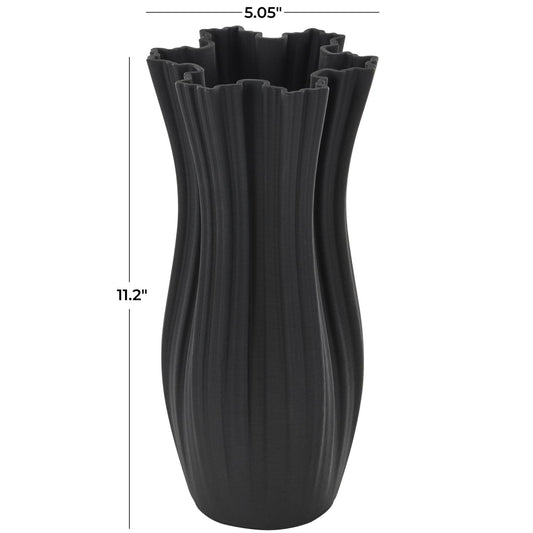 Wavy Ribbed Tulip Vase
