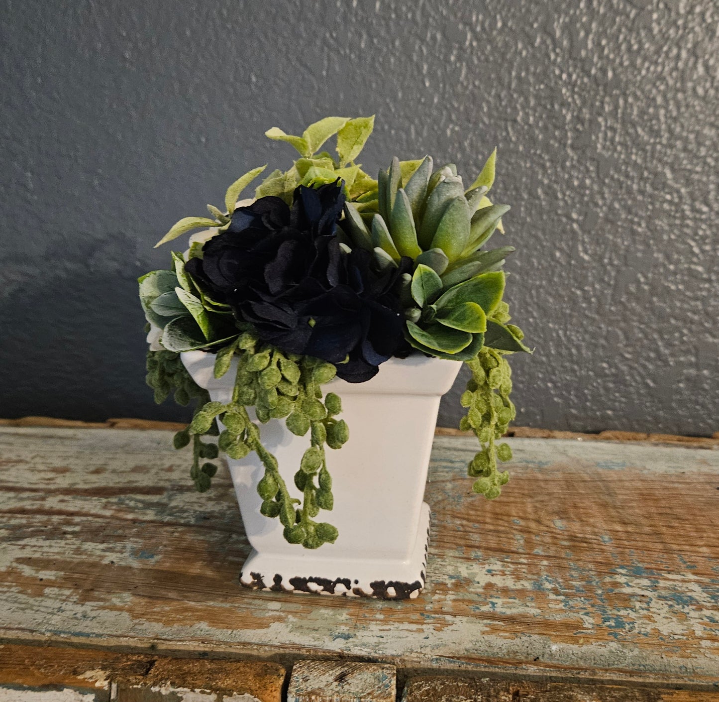 Navy Hydrangea Sit Around
