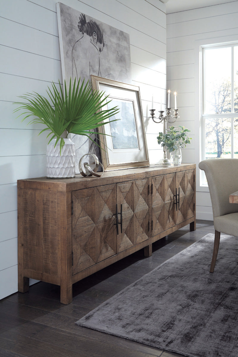 Elani 4 Door Sideboard, Brown