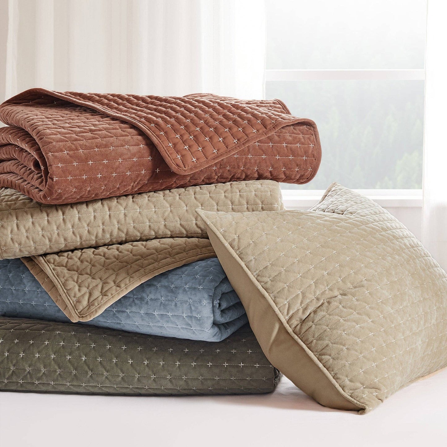 Rust King Velvet Stitch Quilt Set