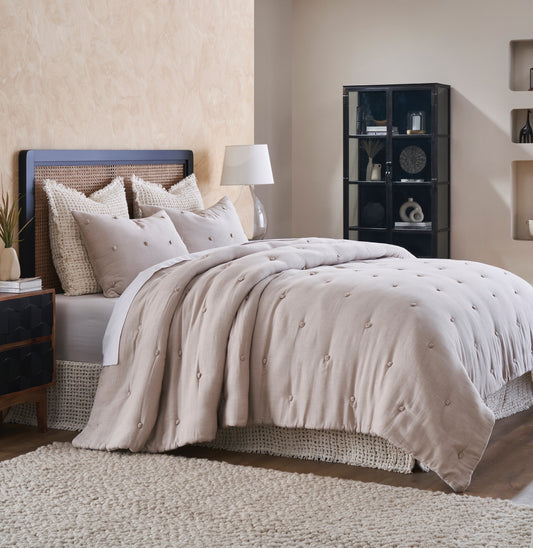 Zuri Tufted Comforter, King
