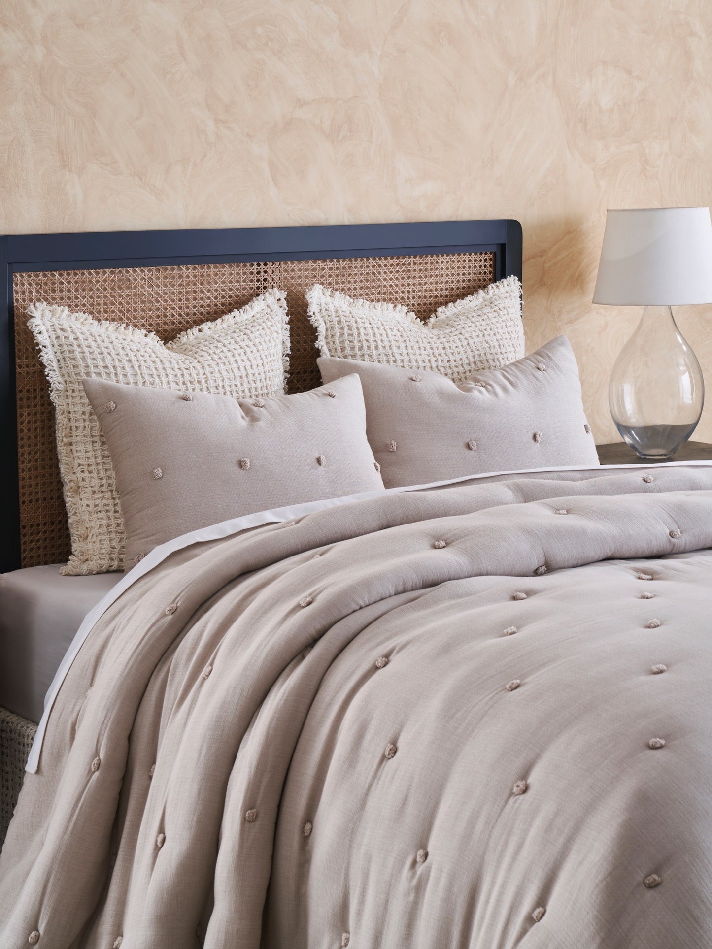 Zuri Tufted Comforter, King
