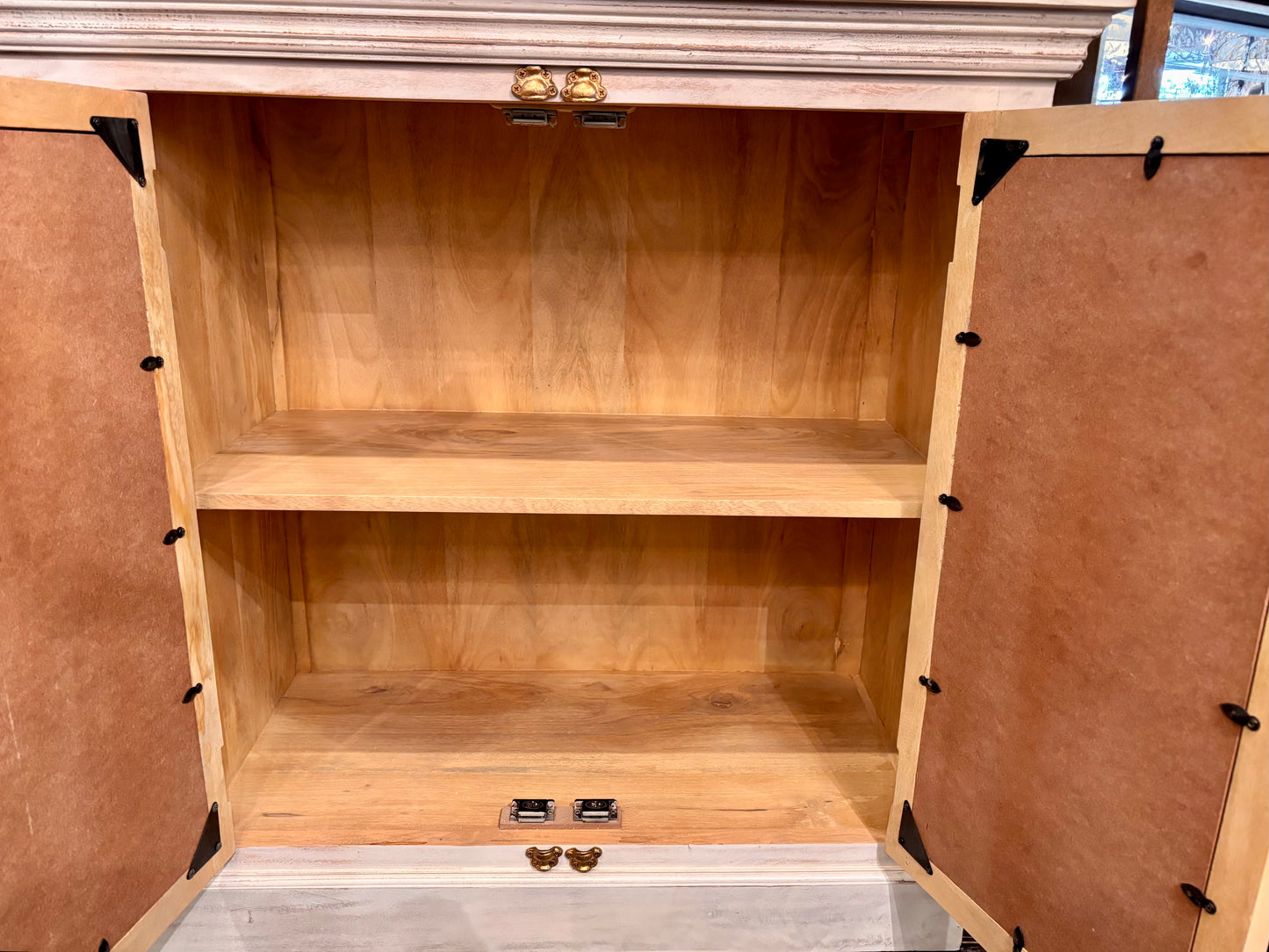 Evelynn Extra Long Sideboard