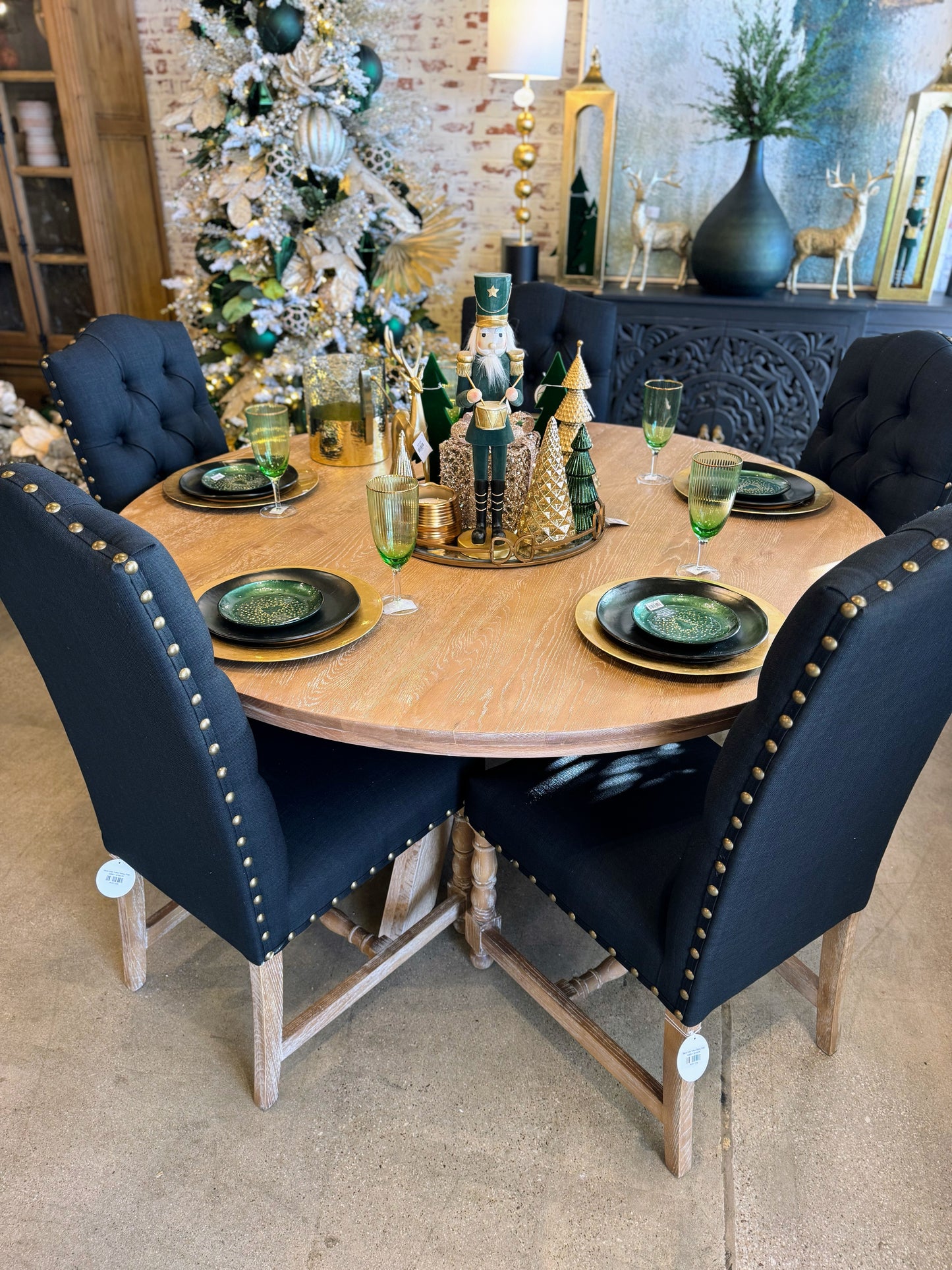 Rodrigo 60" Round Dining Table