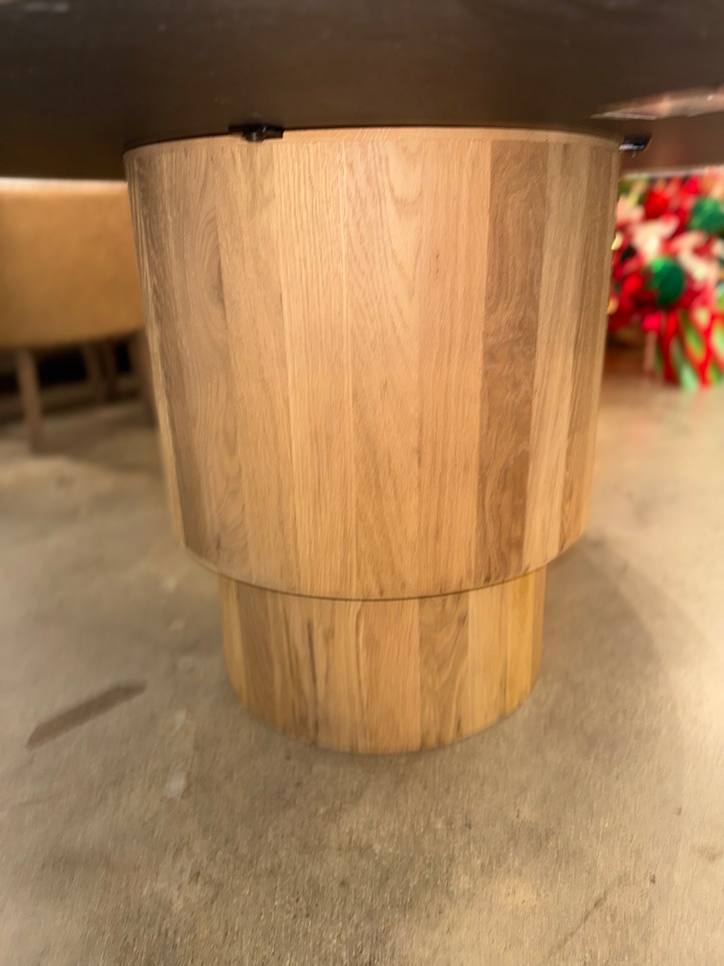 Mariah Round Dining Table, 60"
