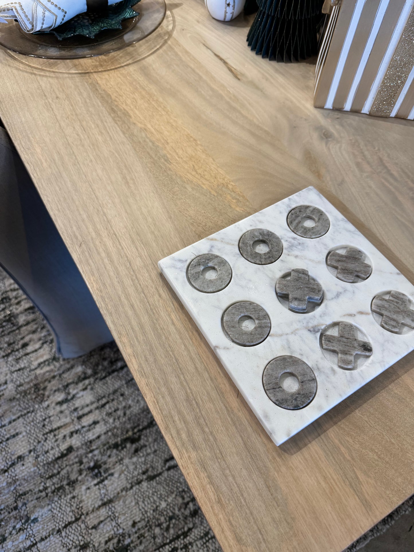 Kellen Dining Table