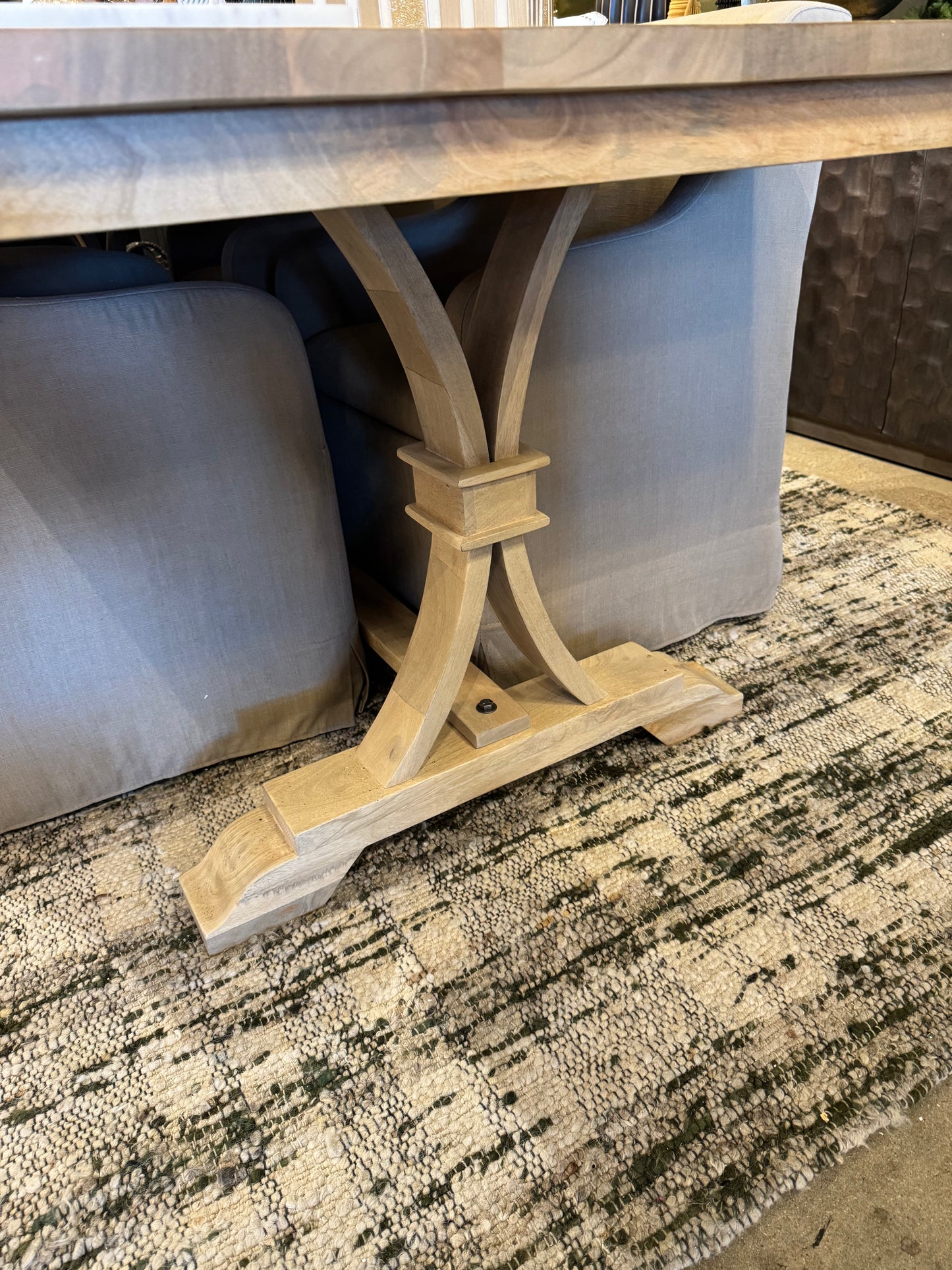Kellen Dining Table