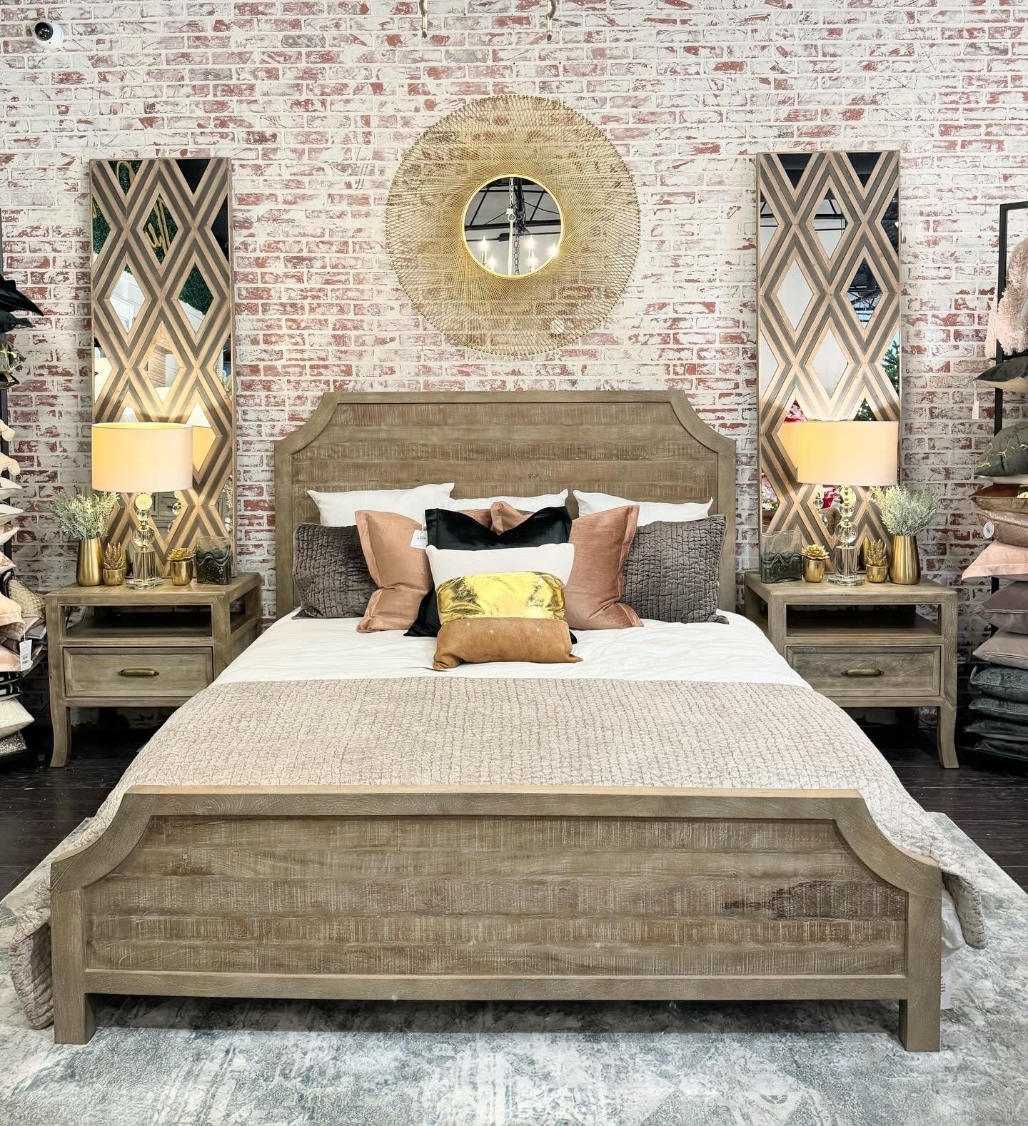 Francesca Solid Wood King Bed, Vintage Taupe