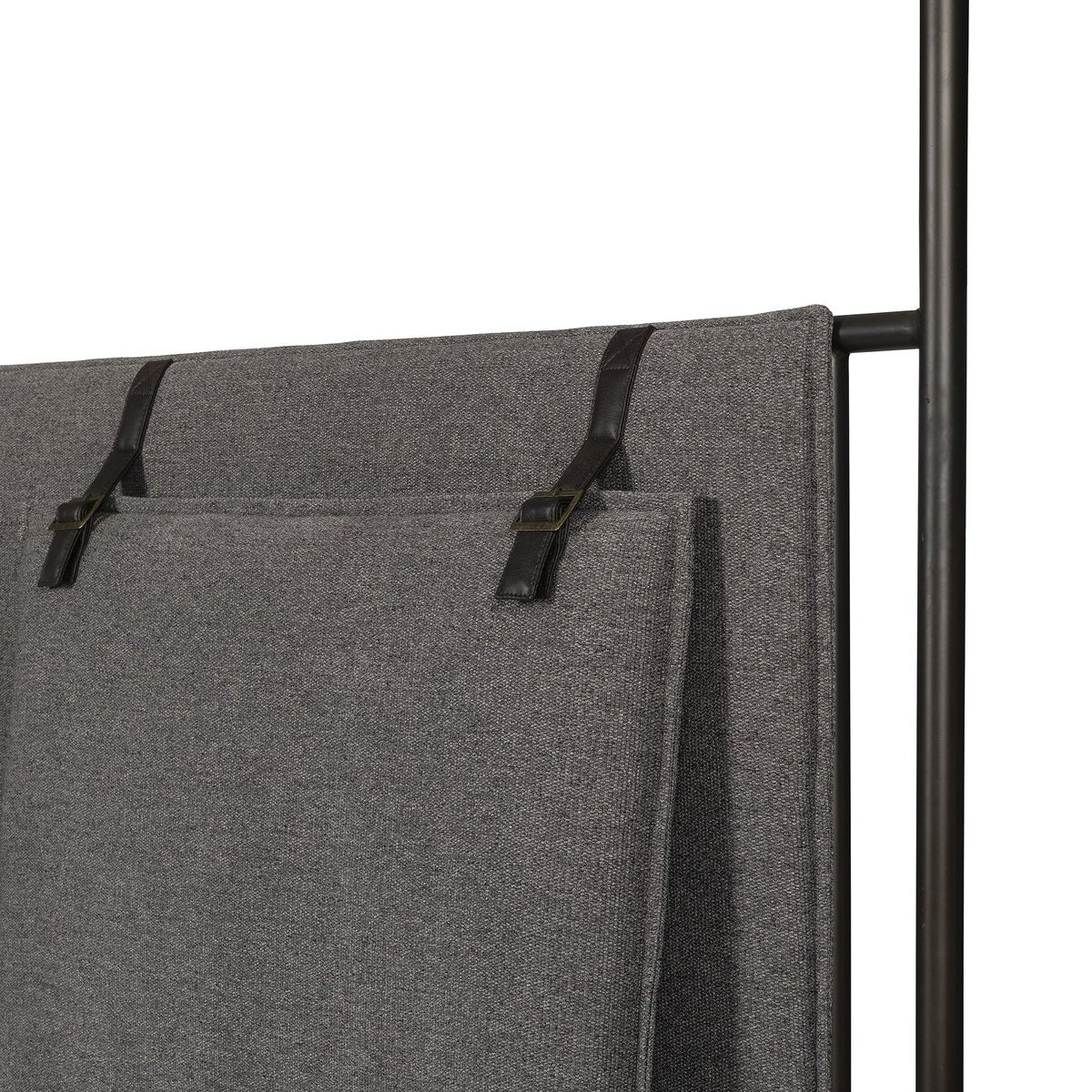 Leigh Queen Canopy Bed