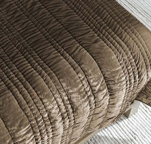 Seville Desert Taupe (4 Piece King Quilt Set)
