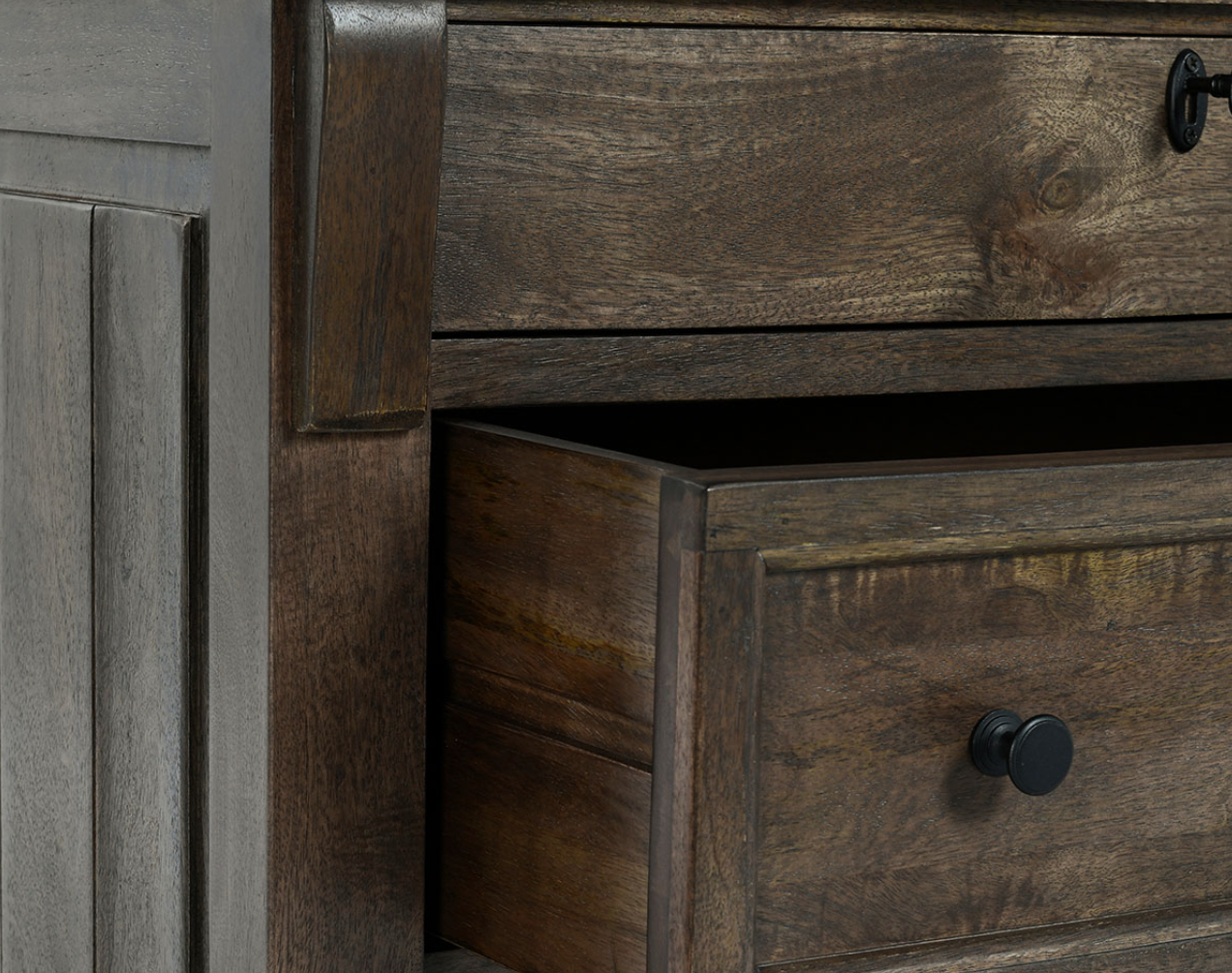 Adelaide 3 Drawer Nightstand, Cocoa
