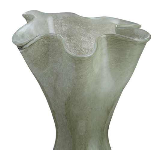 Grantham Vase (Various Sizes)