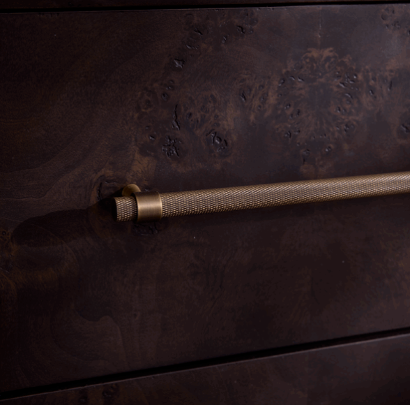 Marielle Dresser, Burl Wood