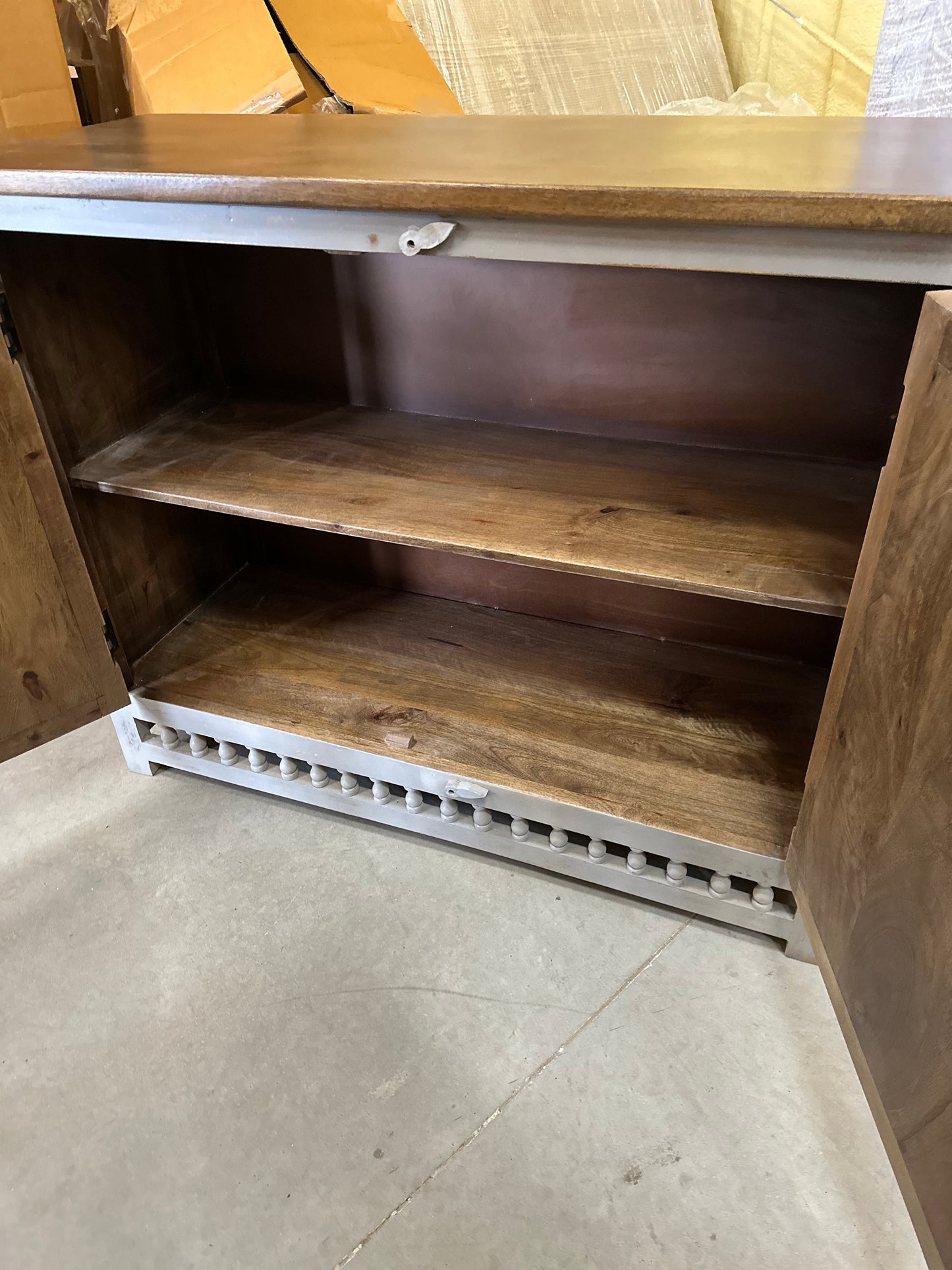 Missy Cabinet Mango (Gray)