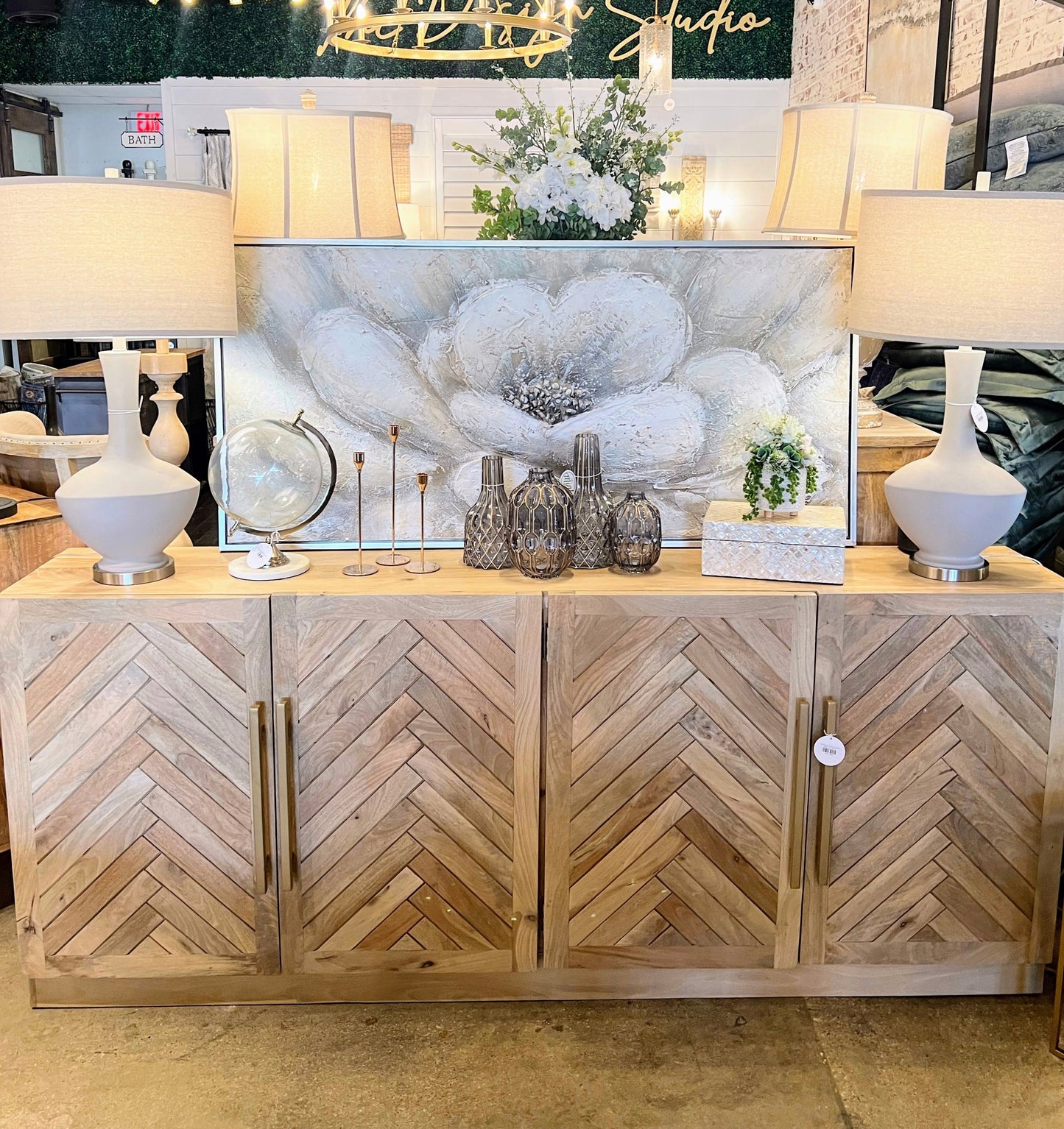 Mabry Herringbone Mango Console (Natural)