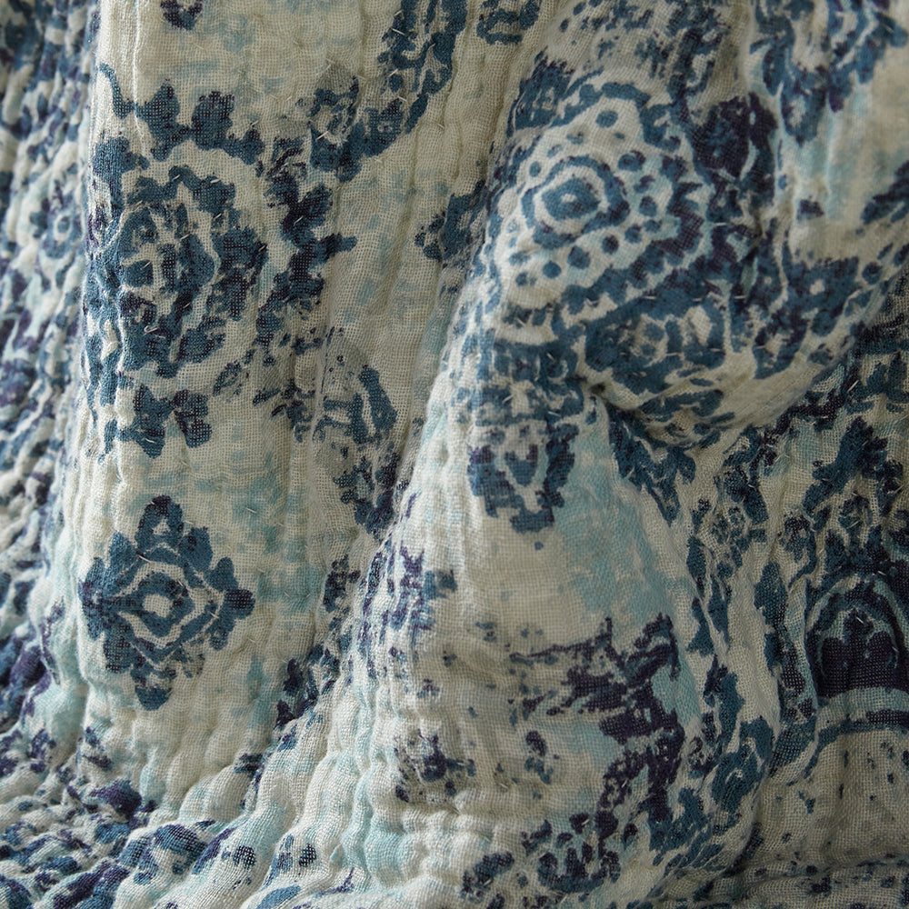 Lyon Damask Comforter, King Blue