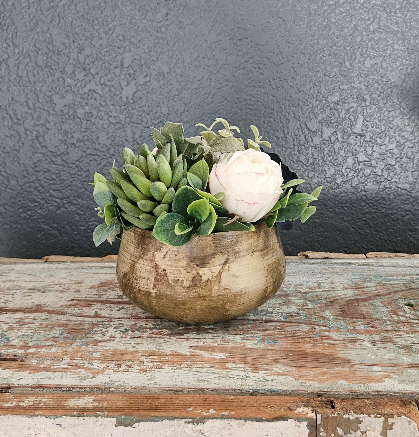 Sit Around With Navy Hydrangea and Cream Ranunculus