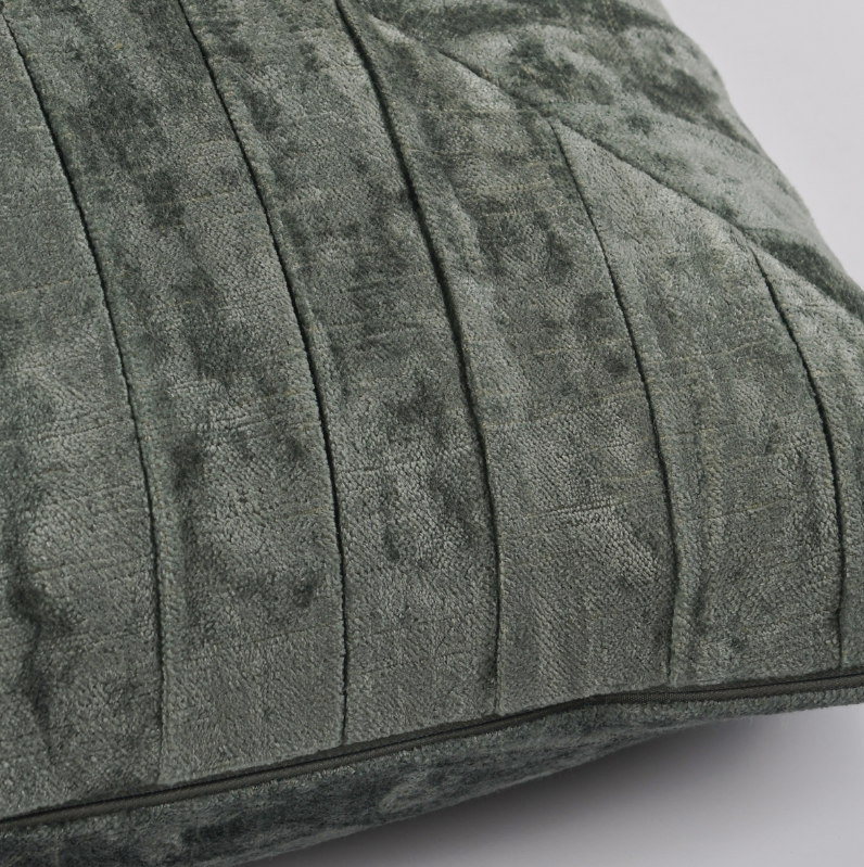 Aurbry Pillow, Forest Green