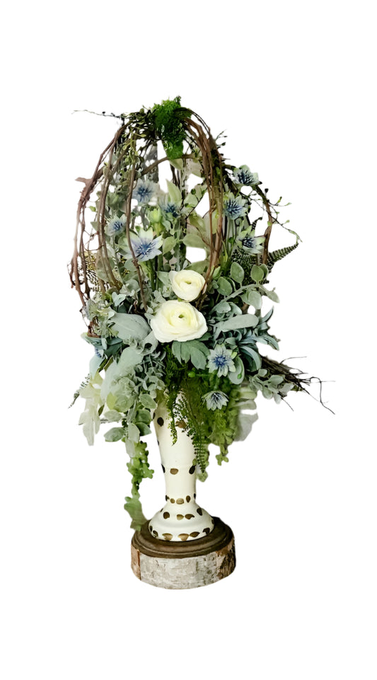 Grapevine Candle Topper with Blue Accents