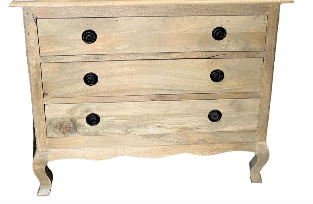 Elizabeth 3 Drawer Nightstand