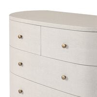 Amelia Chest