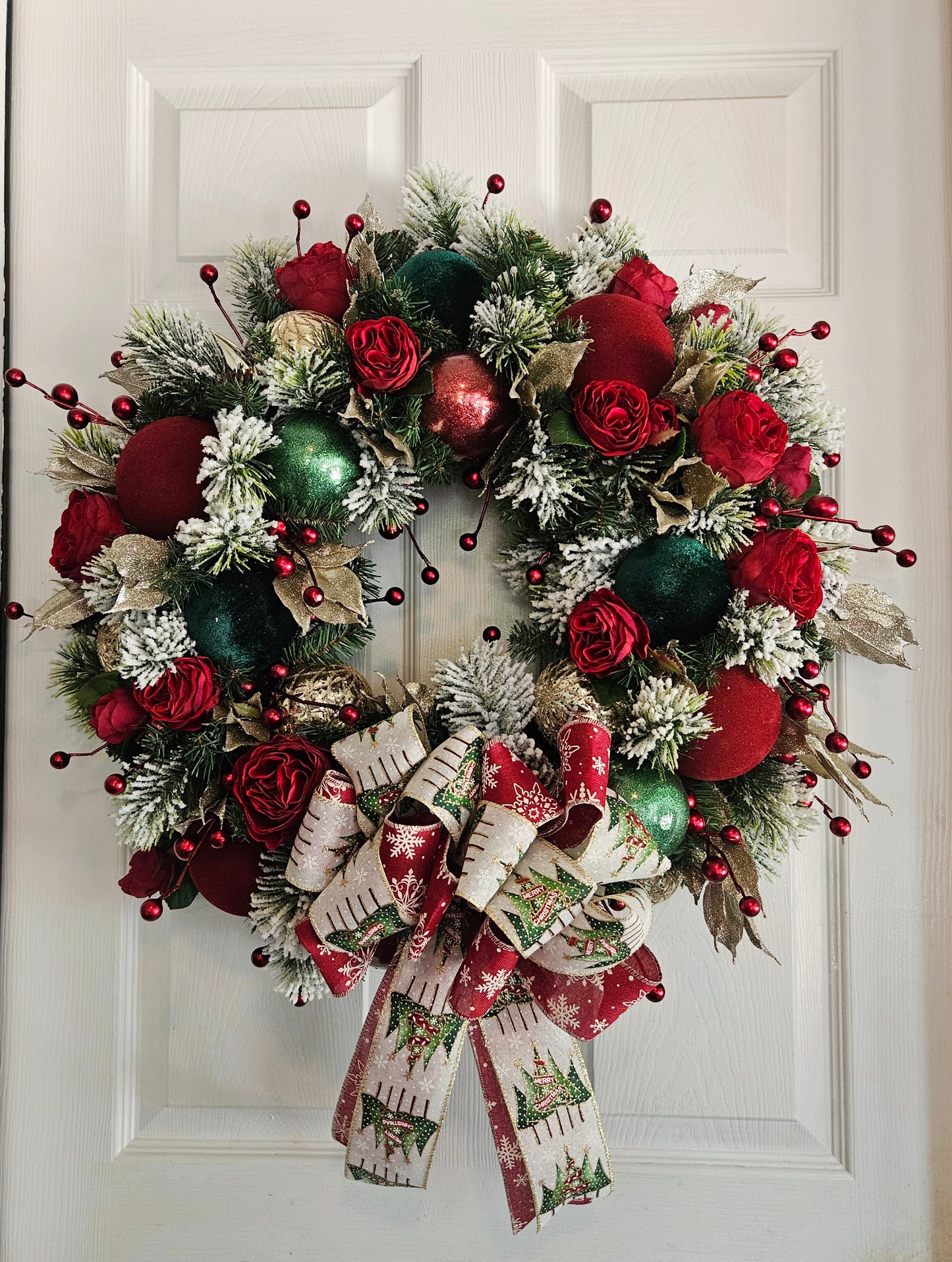 27" Christmas Wreath With Real Touch Roses