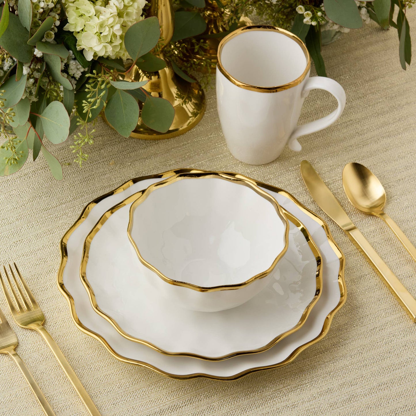 Regency Gold & White Cereal Bowl