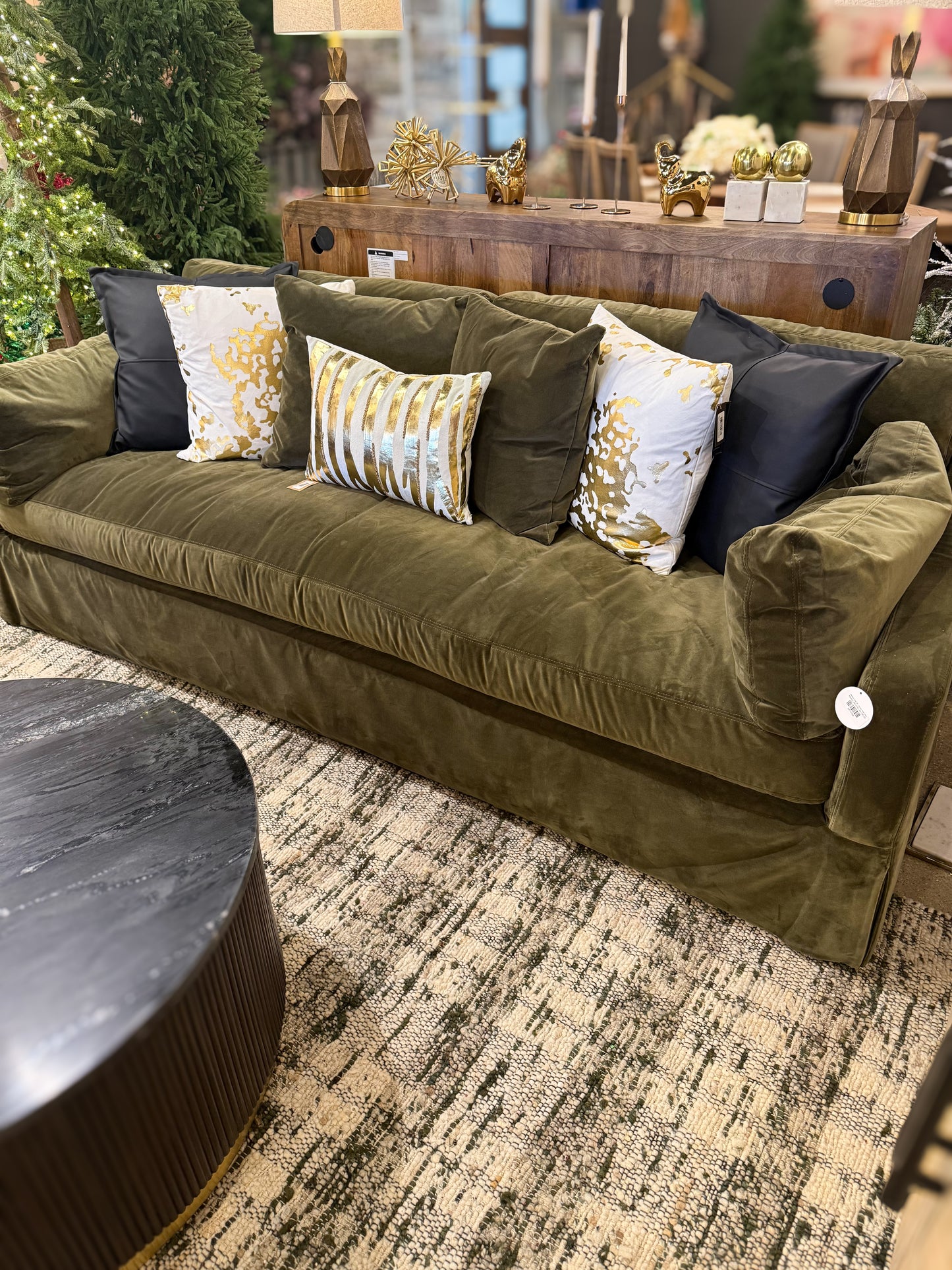 Madelyn Sofa 96", Vintage Velvet Olive