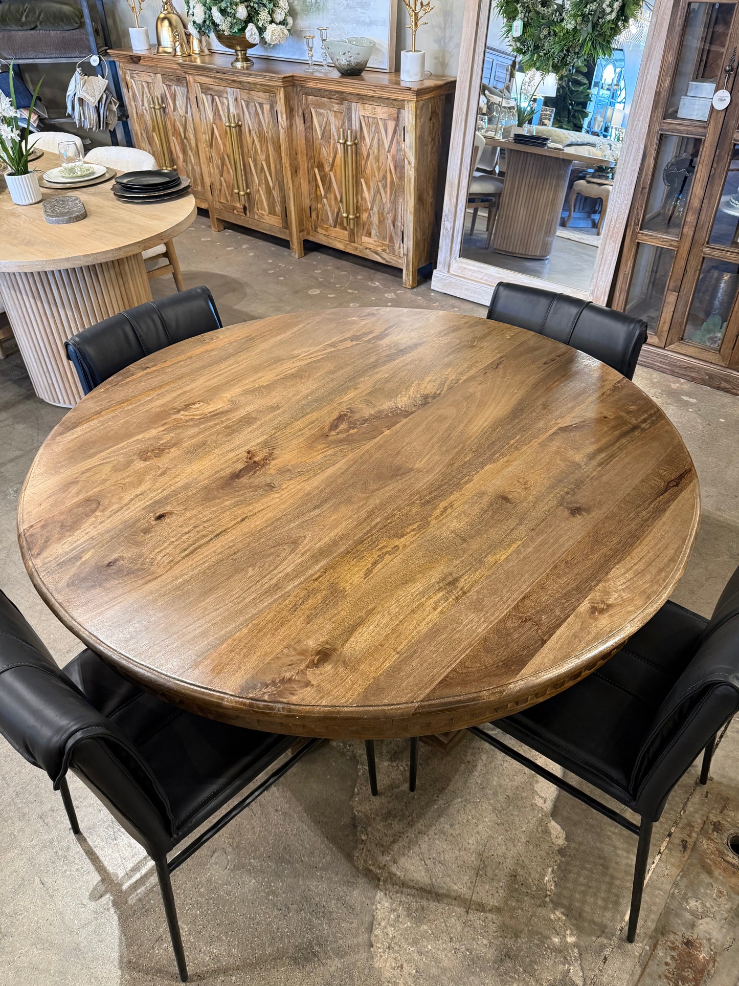 Ella Round Dining Table (55")