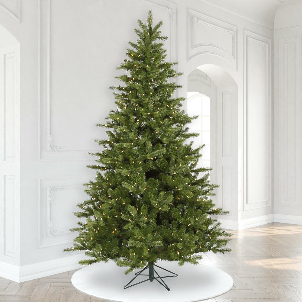 9' King Spruce LED Christmas Tree, Warm White