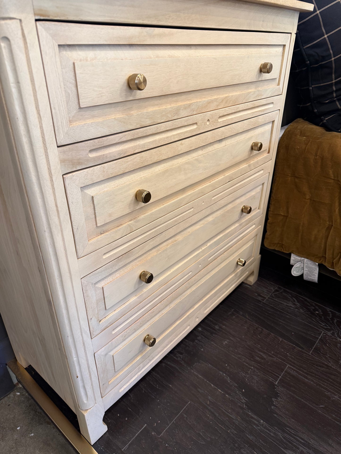 Abbie 4 Drawer Nightstand