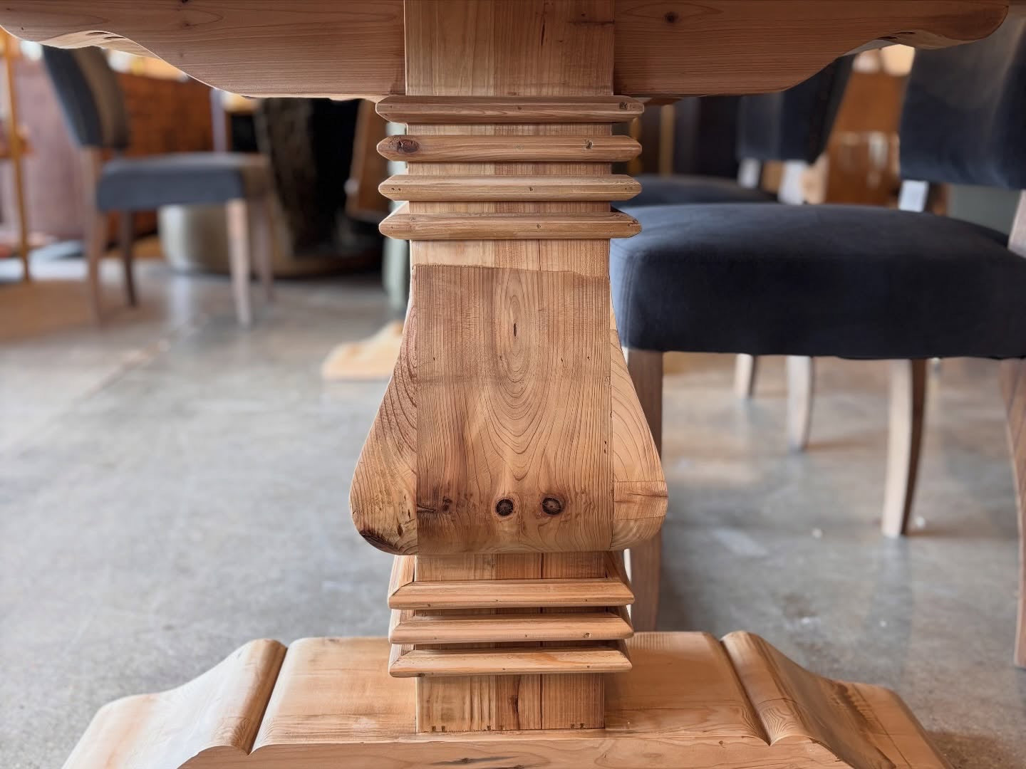 Elliot 8' Solid Elm Dining Table (Natural)