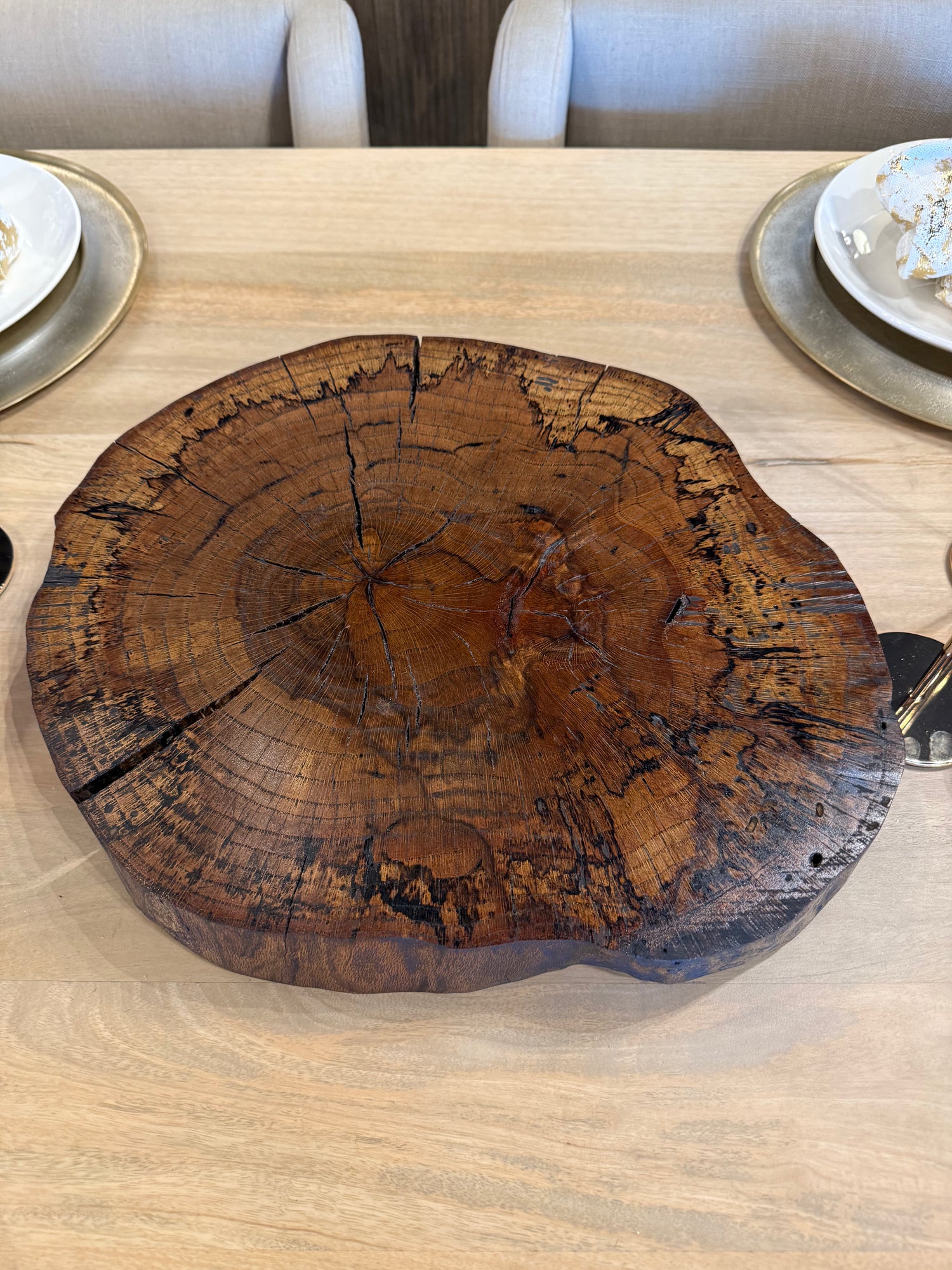 Decorative Trays & Risers