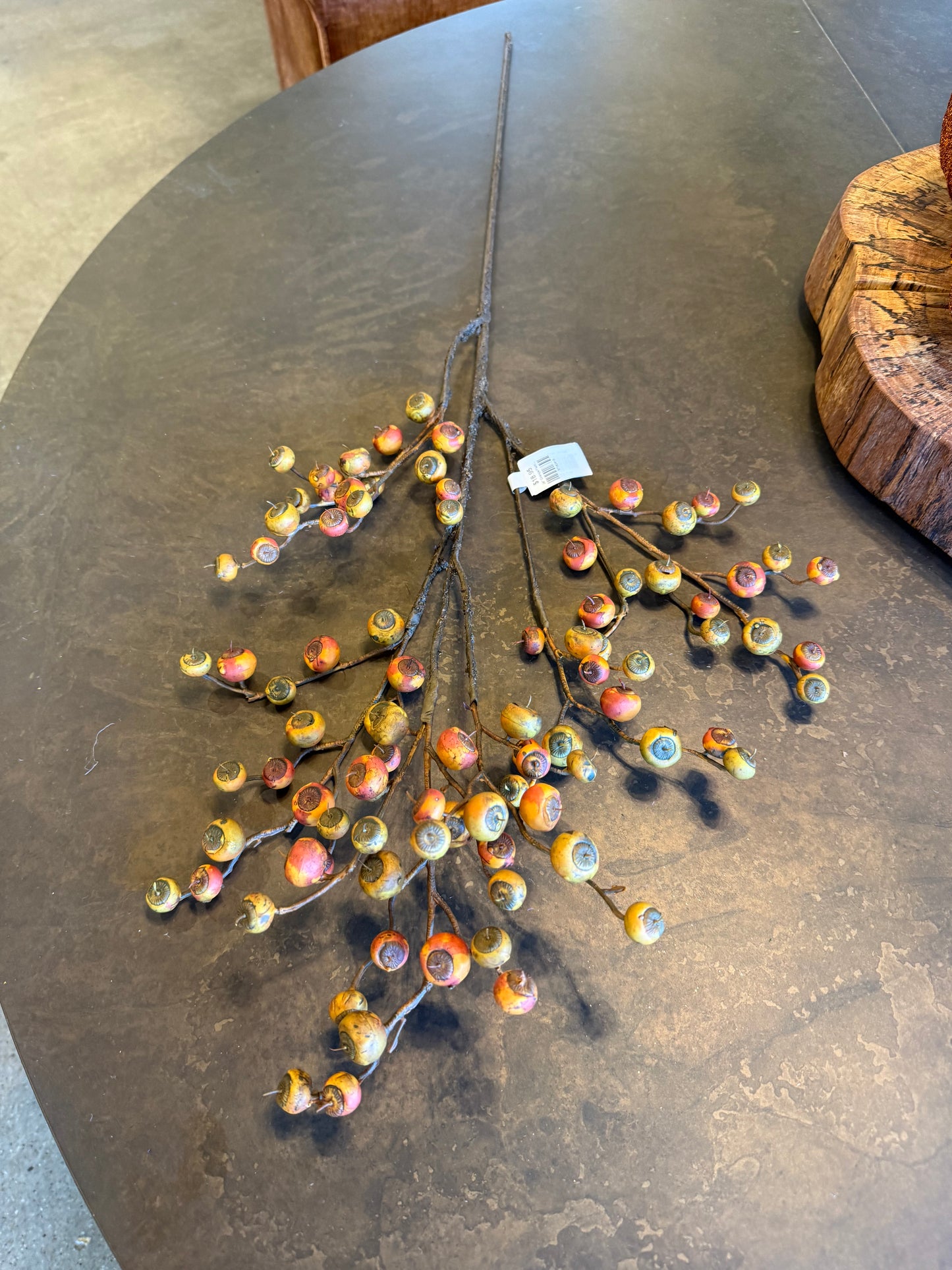 36" Orange/Flame Berry Spray