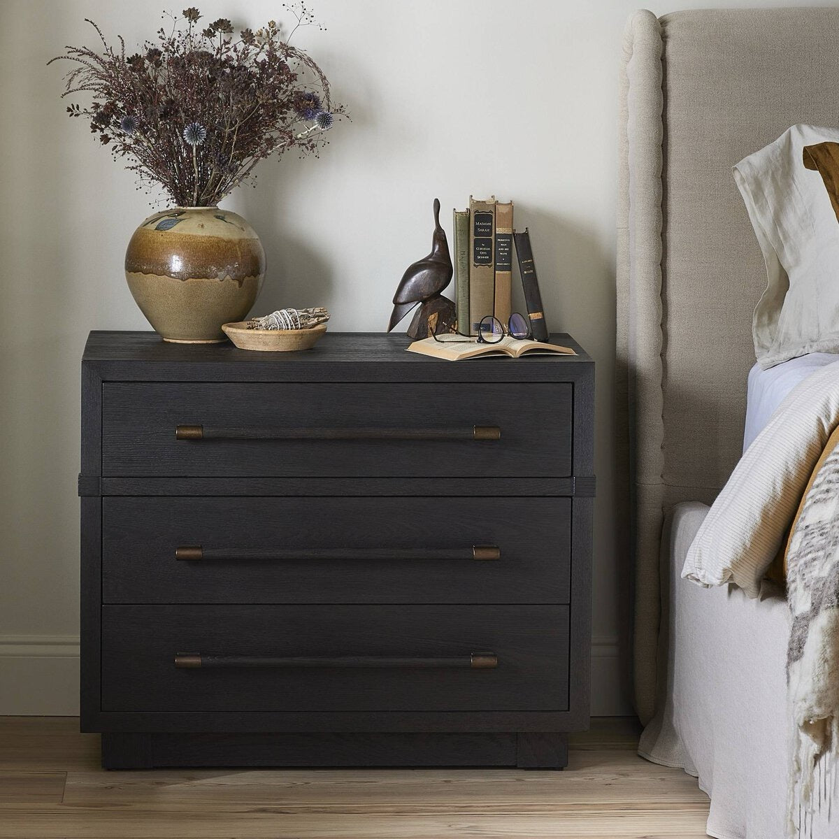 Adolfo Nightstand, Black