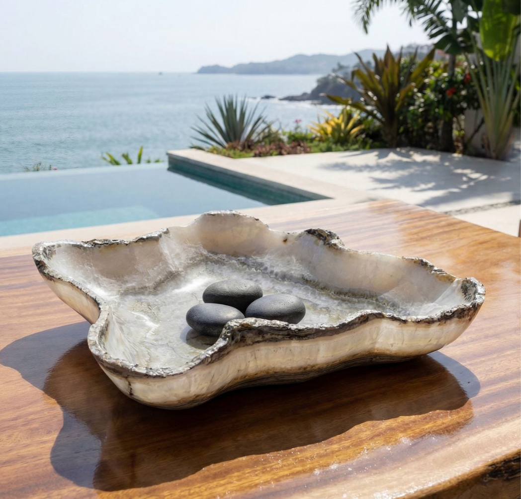 Lunara Indoor/Outdoor Bowl