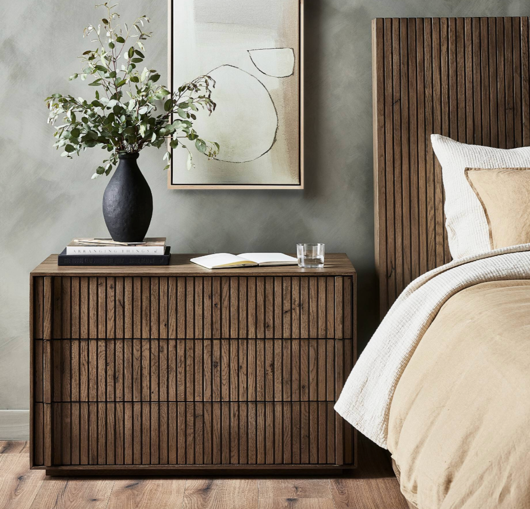 Leo Nightstand