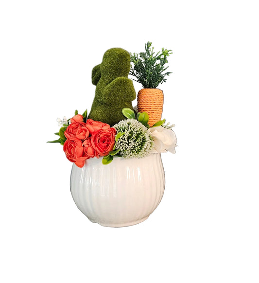 Bunny & Carrot Sit Around