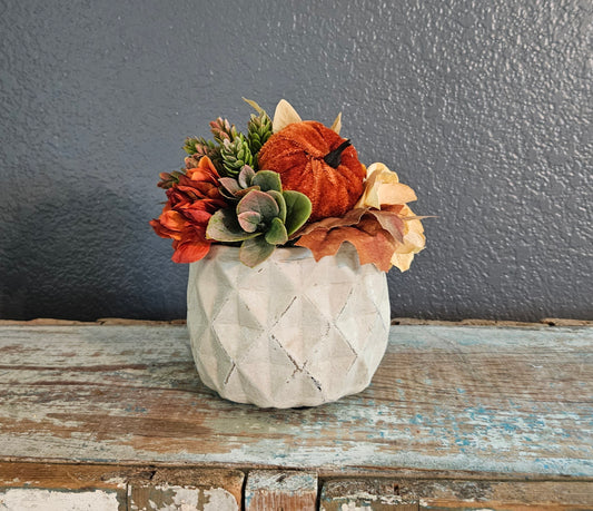 Fall Sit Around In Geometric Container