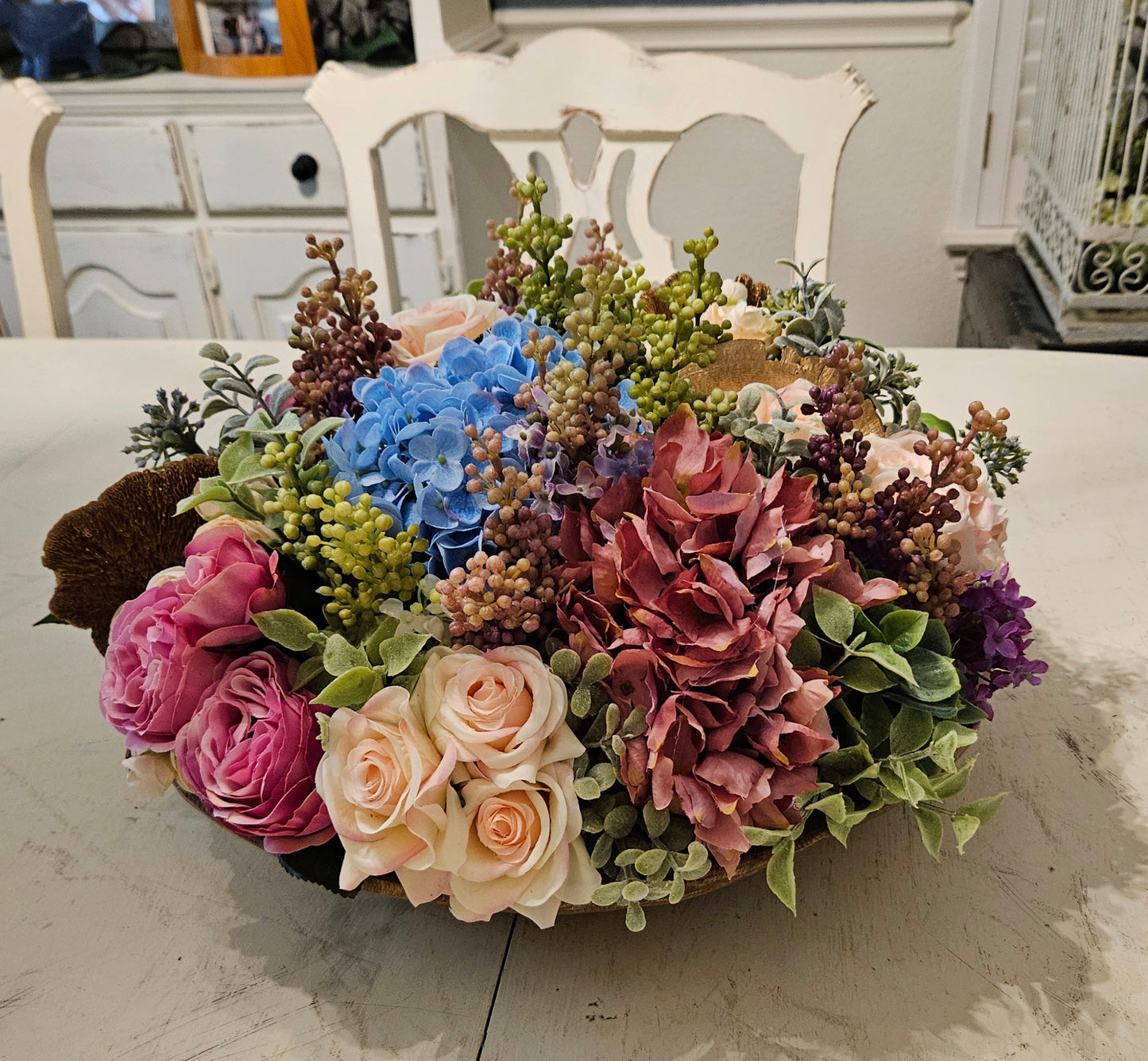 Round Wood Doughbowl Centerpiece